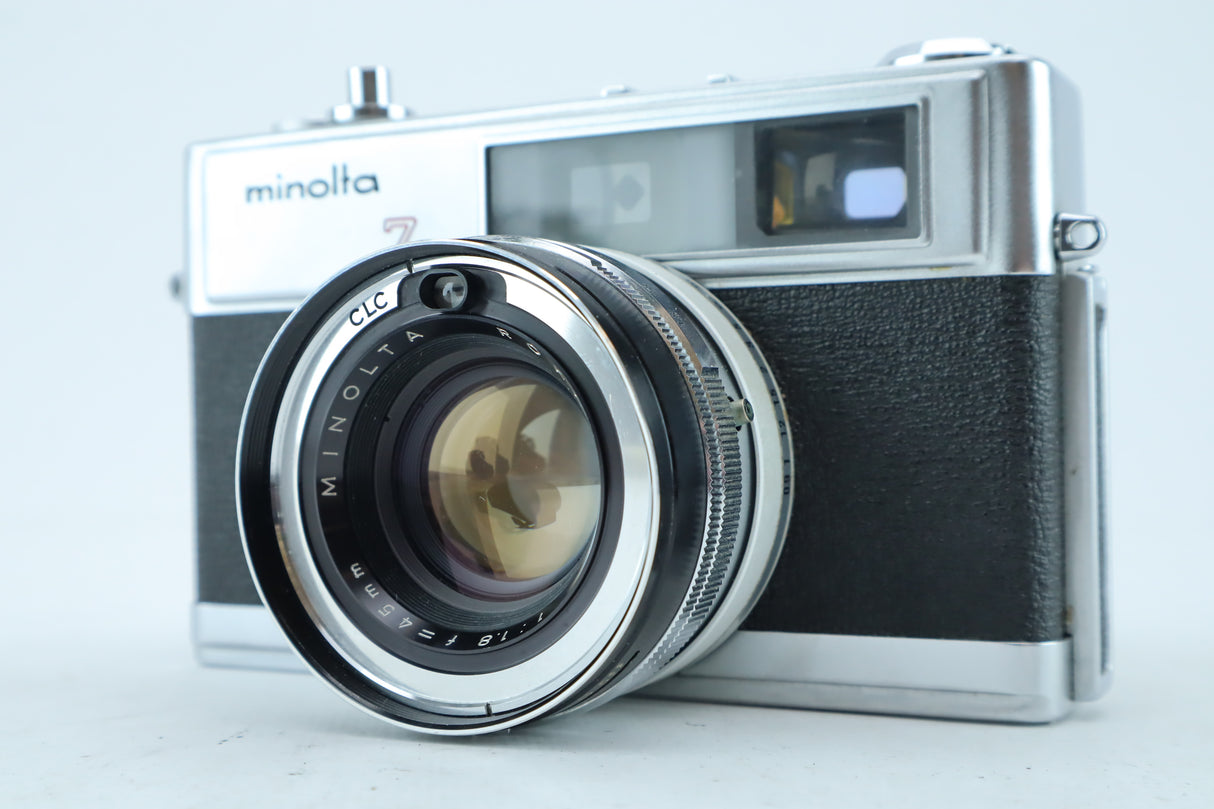 Minolta Hi-Matic 7S with rokkor-PF 1,8/45mm