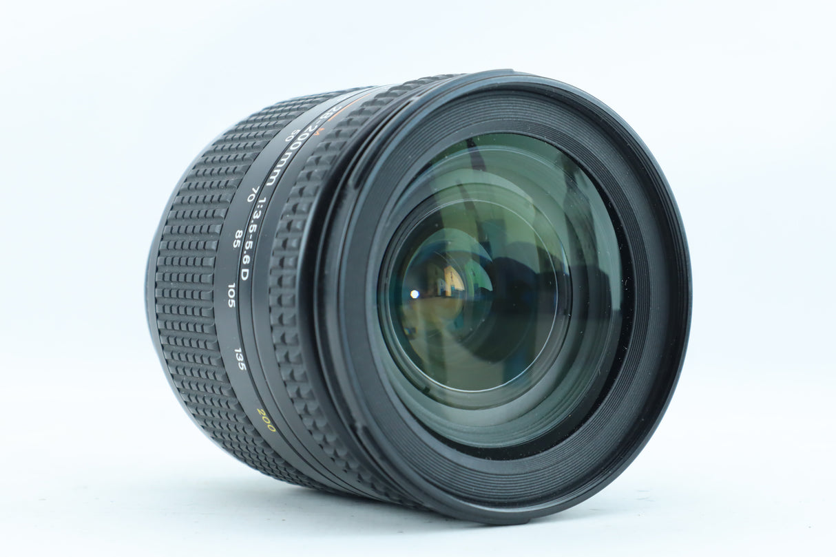Nikon AF Nikkor 28-200mm f/3.5-5.6D