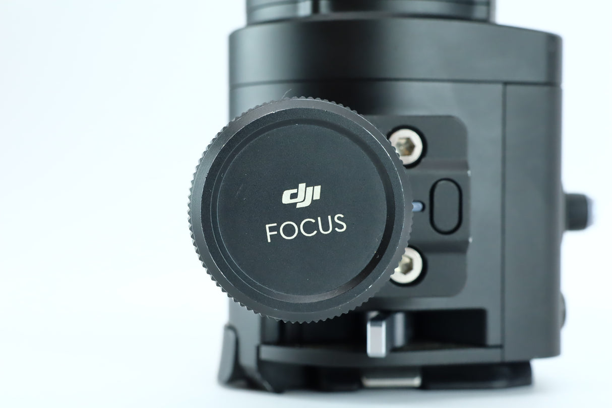 DJI Ronin-S – 3-Axis Motorized Gimbal Stabilizer for DSLR & Mirrorless Cameras