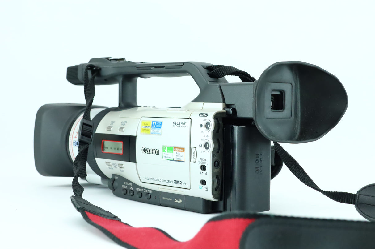 Canon XM2 3CCD Digital video camcorder XM2 PAL with Canon video lens 4.2-84mm 1:1.6-2.9