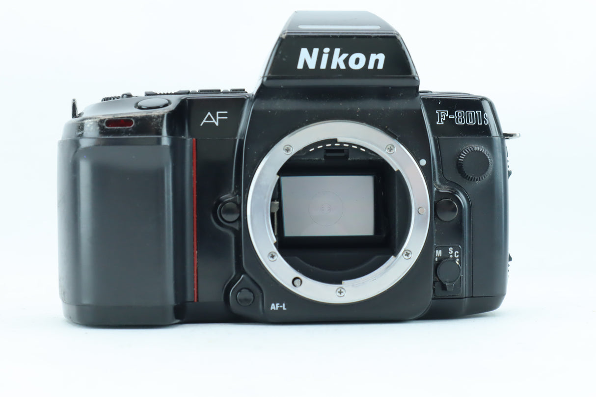 Nikon F-801S 35mm SLR