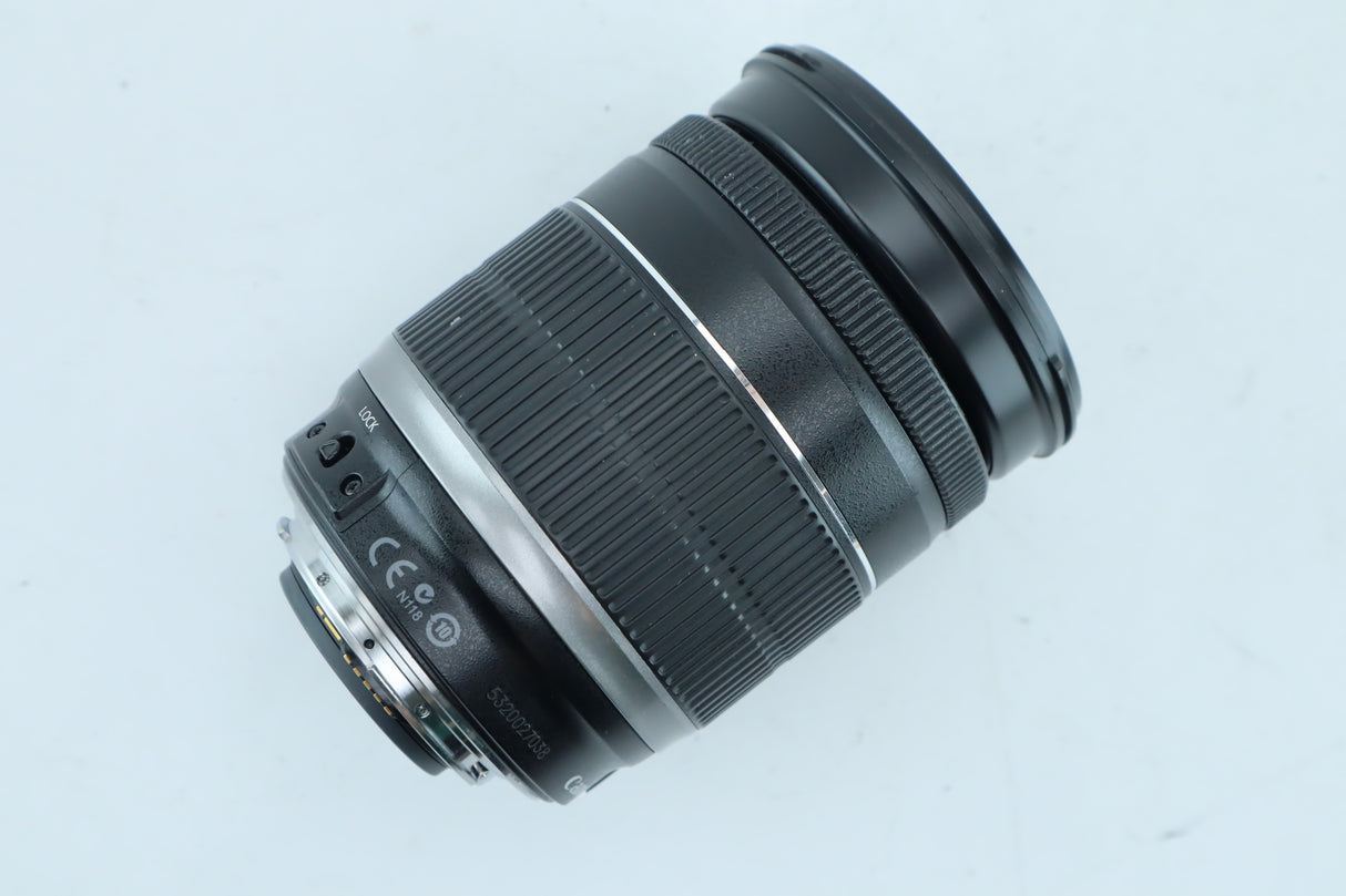 Canon zoom EF-S 18-200mm 3,5-5,6 IS