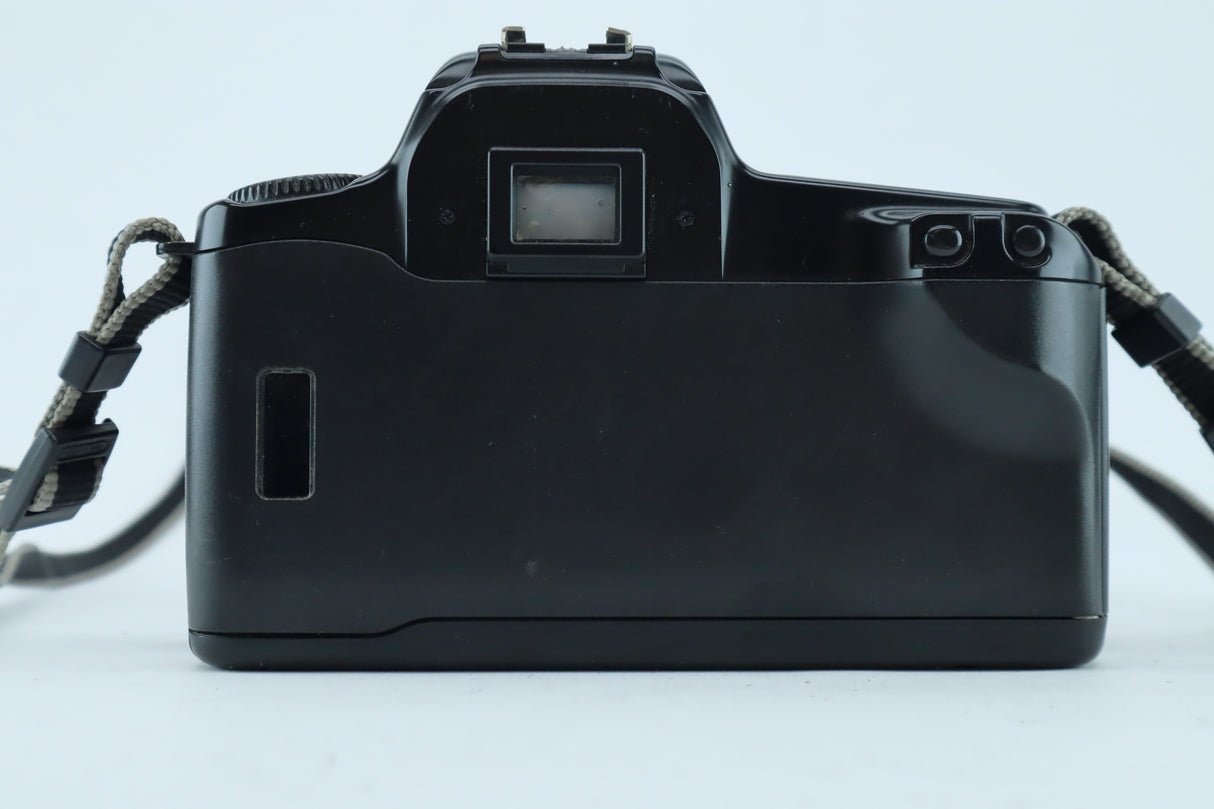 Canon EOS 100F with AF 70-210mm 4,5-5,6