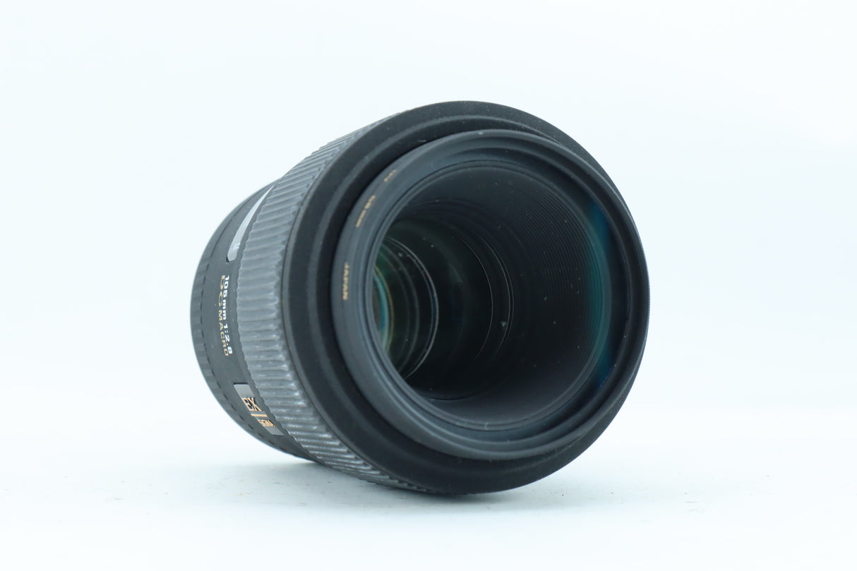 Sigma 105mm f/2.8