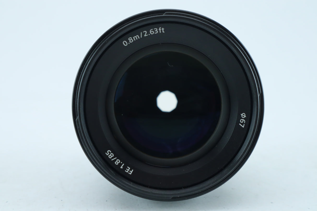 Sony 85mm 1.8 FE