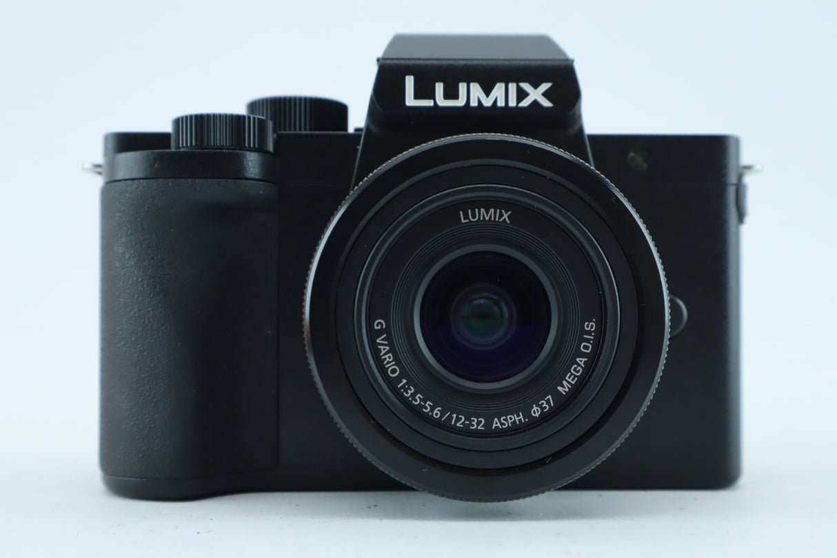 Panasonic lumix G100D with vario 3,5-5,6/12-32mm