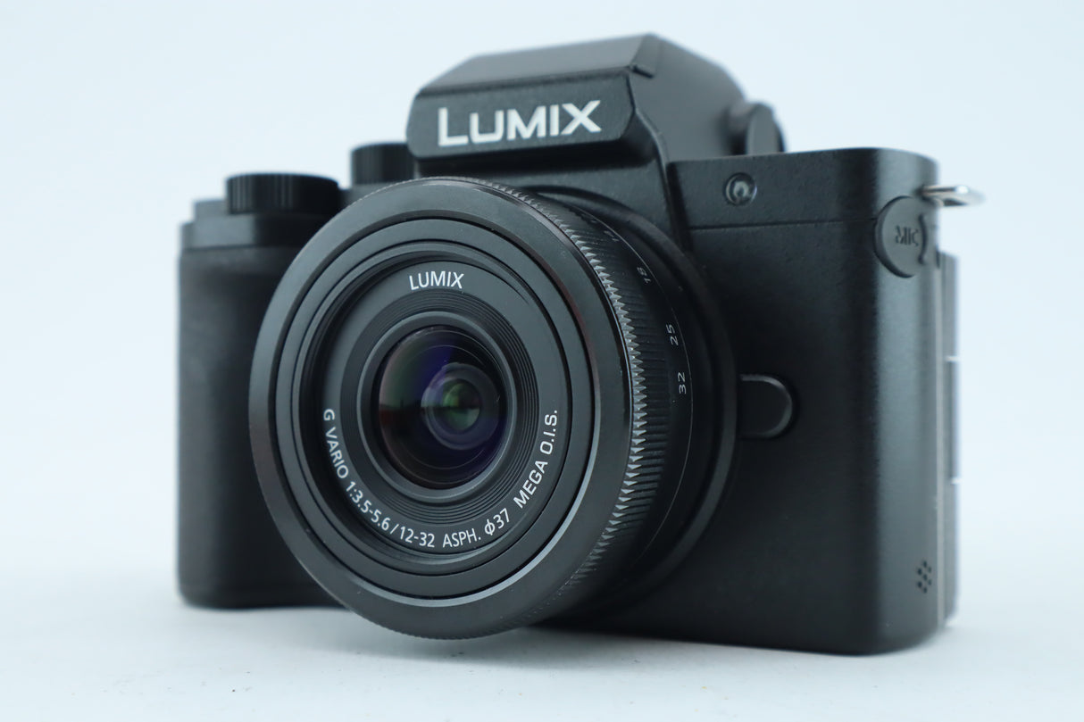 Panasonic lumix G100D with vario 3,5-5,6/12-32mm