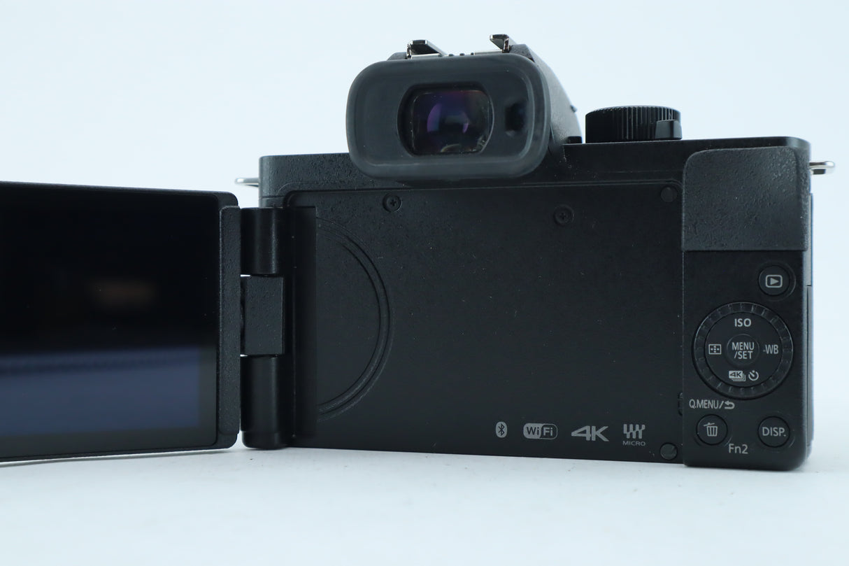 Panasonic lumix G100D with vario 3,5-5,6/12-32mm