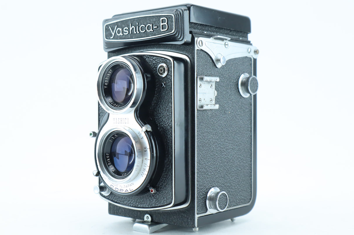 Yashica B