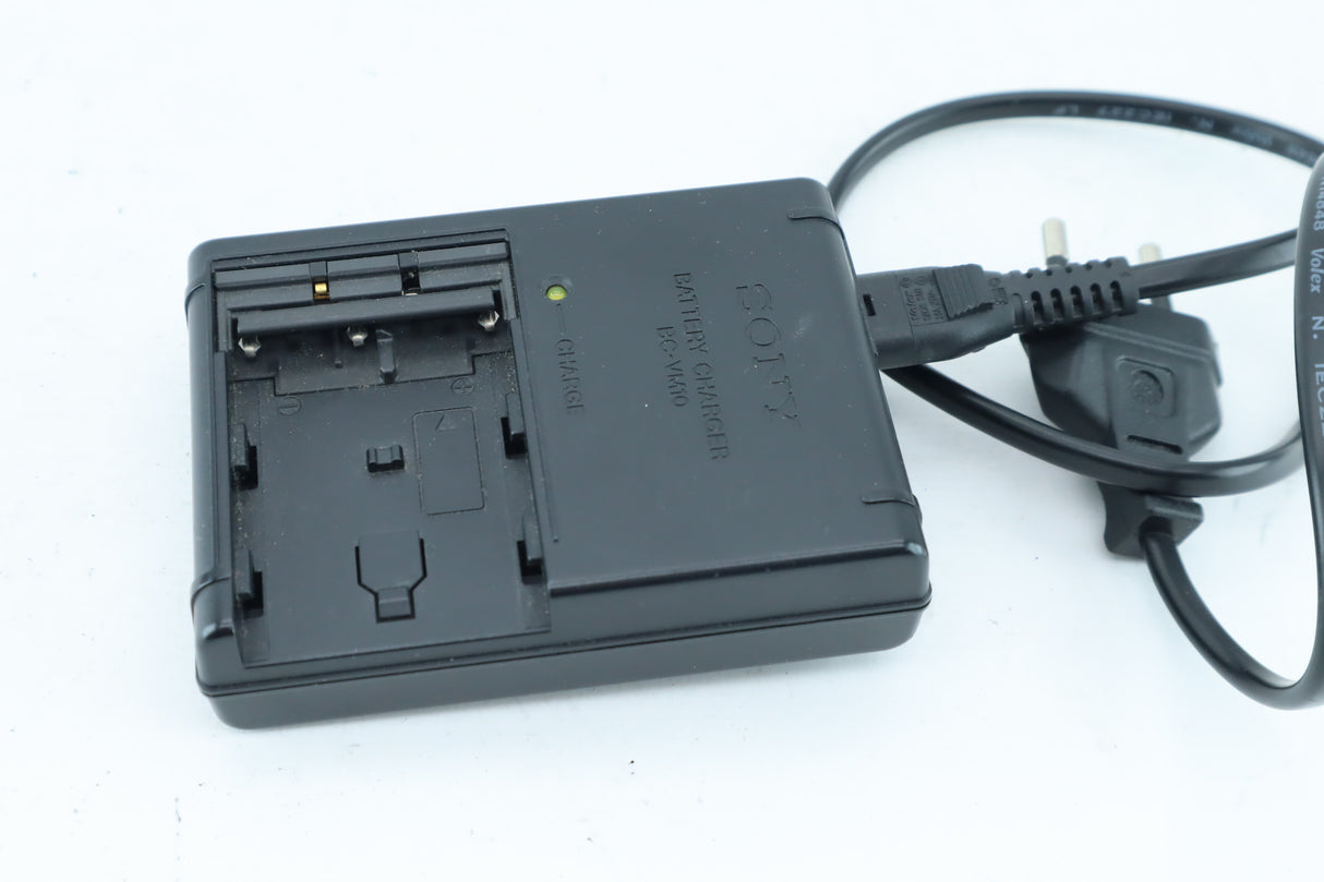 Sony A550 with 3,5-5,6/18-55mm SAM