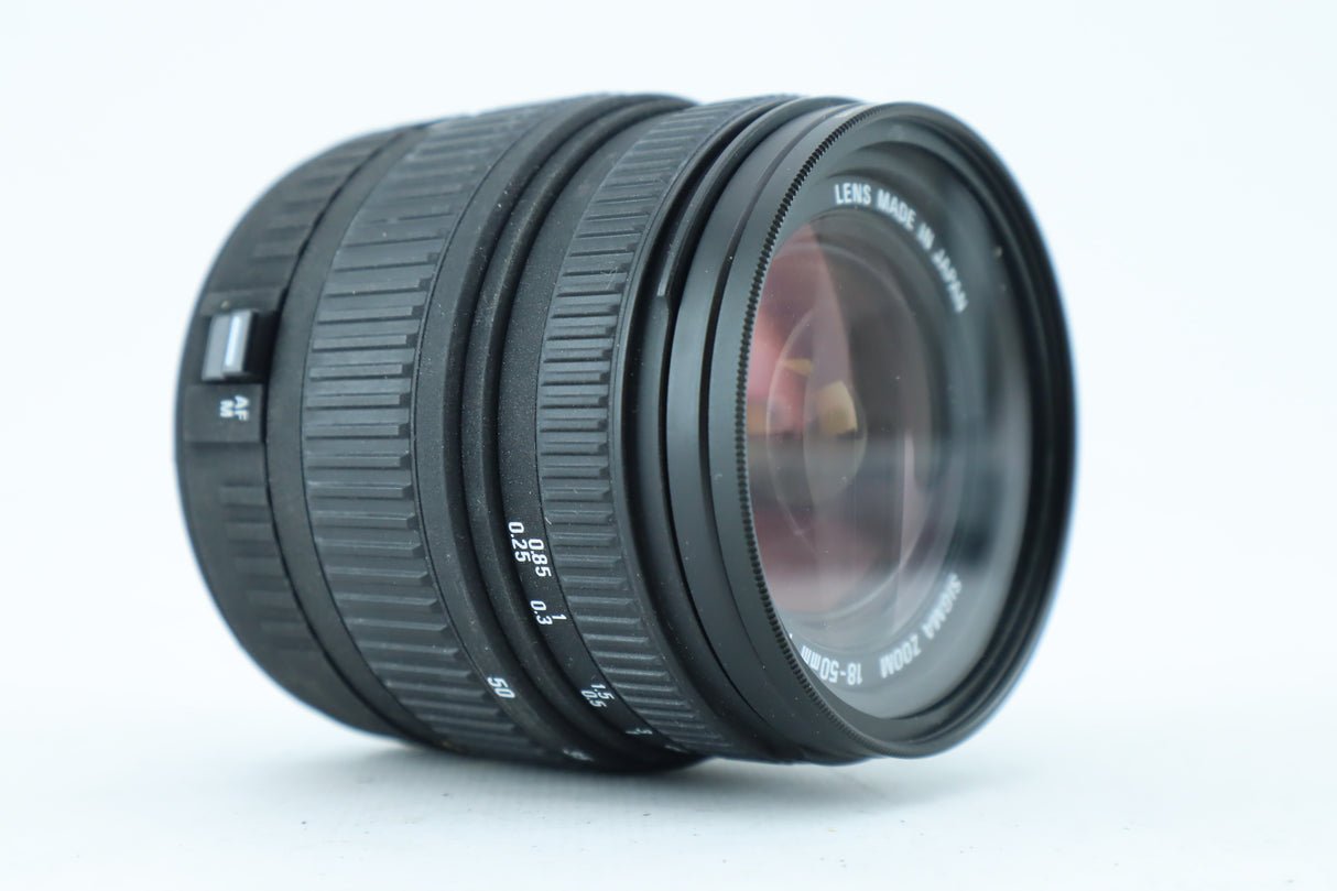 Sigma 18-50mm 3,5-5,6 DC