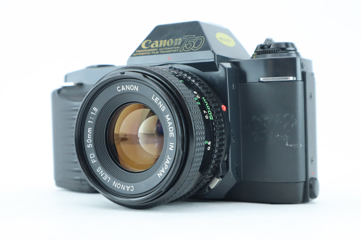 Canon T50 with FD 50mm 1,8