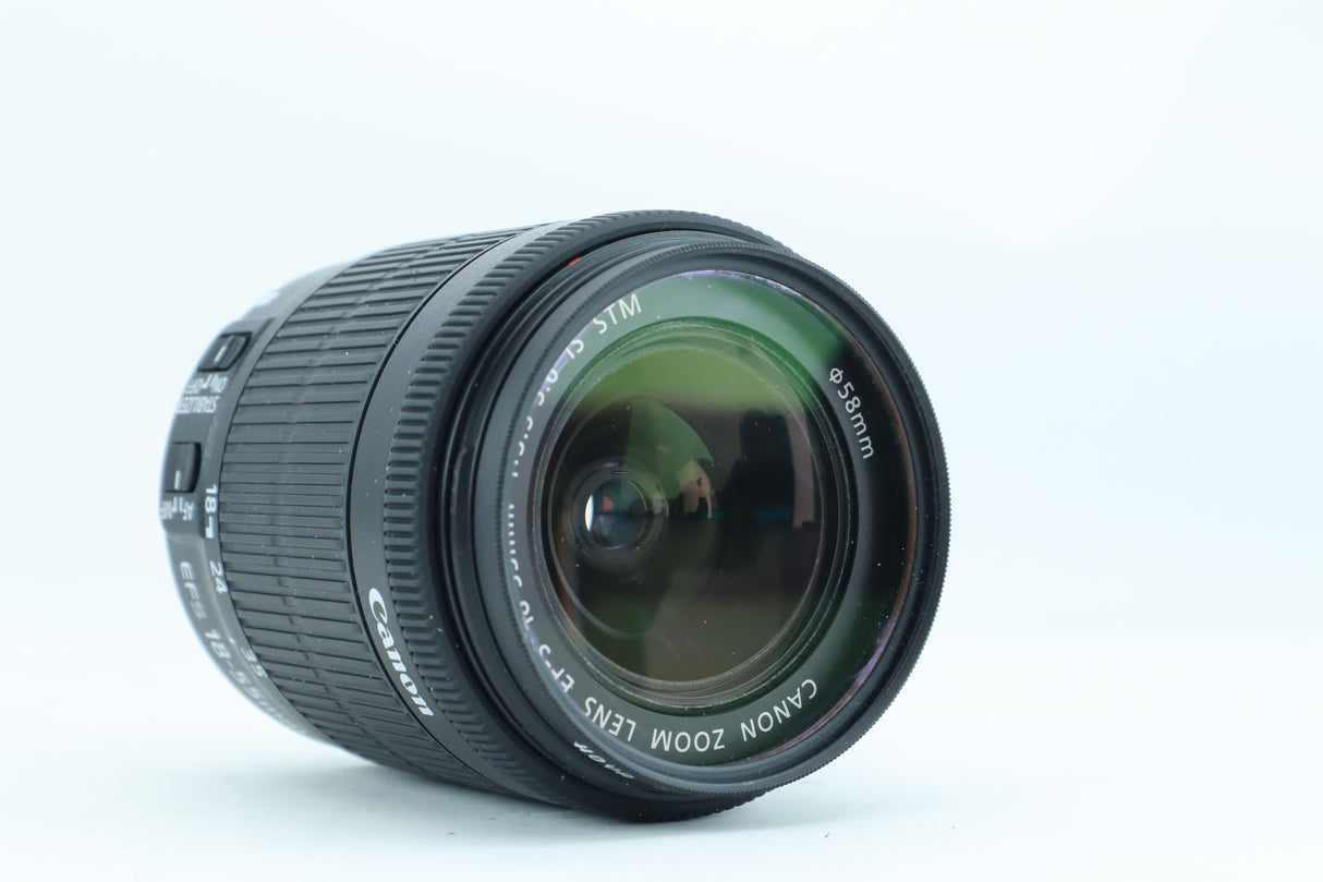 Canon EF-S 18-55mm f/3.5-5.6