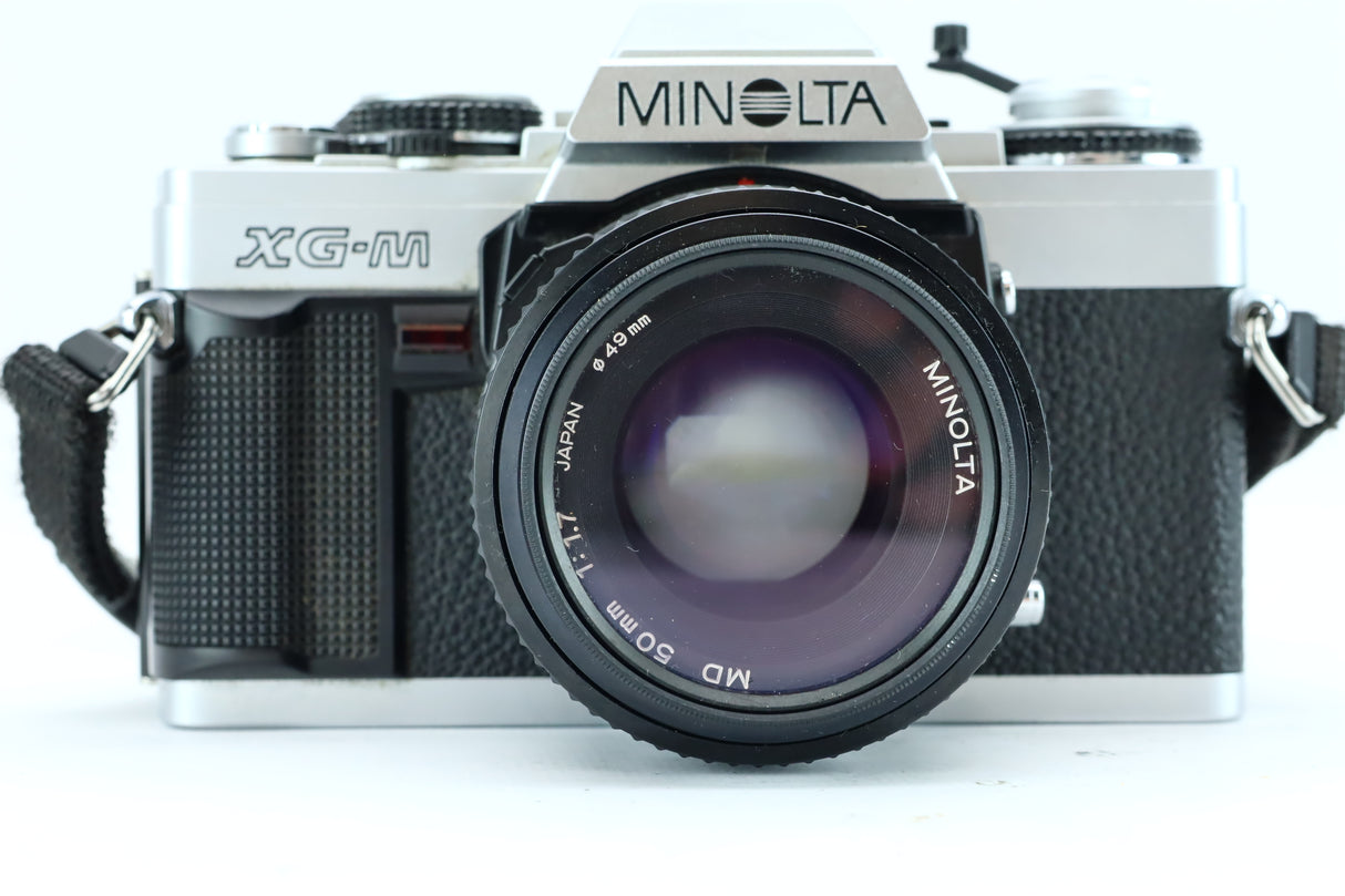 Minolta XG-M + Minolta MD 50mm f/1.7 (SN: 8390490)
