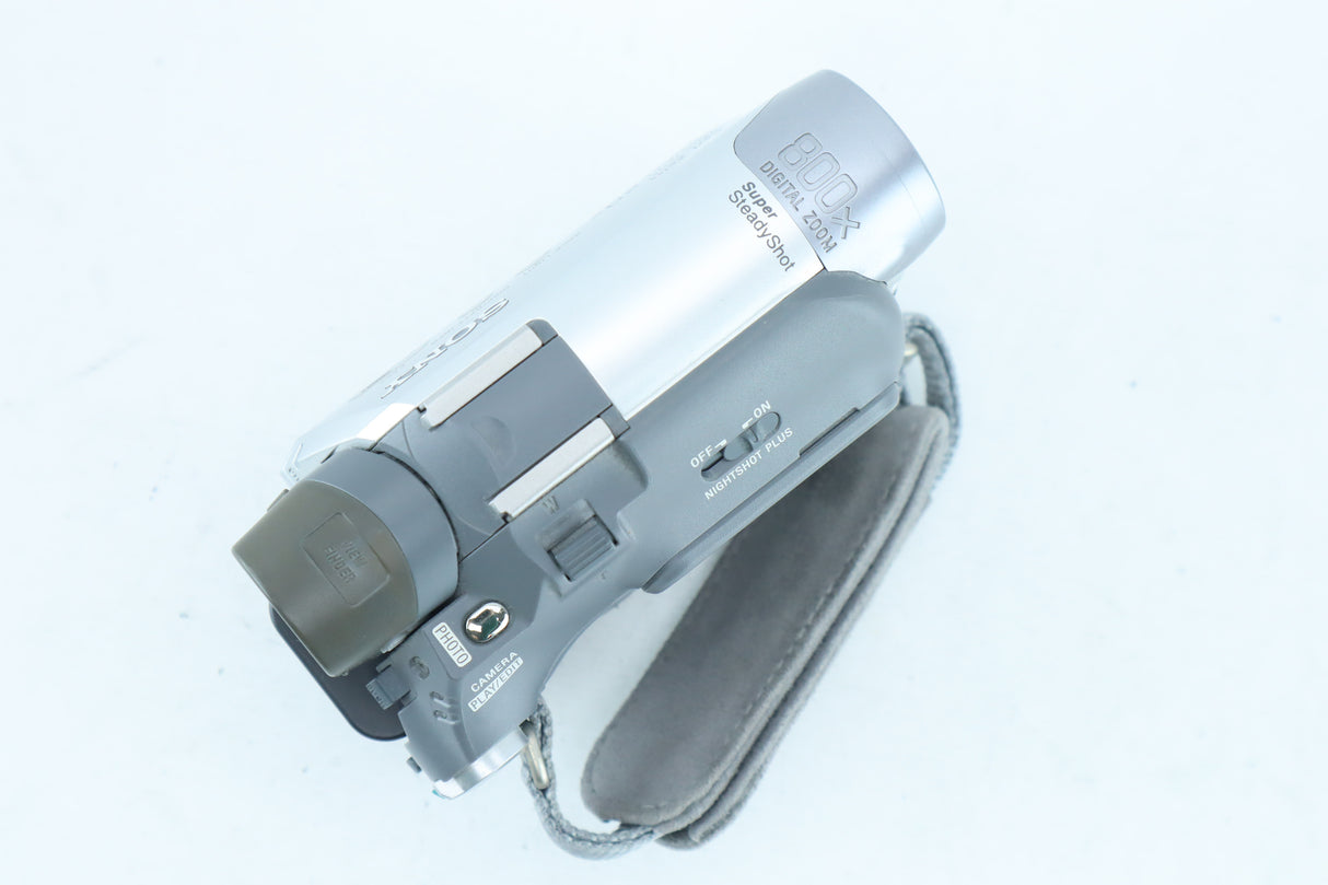 Sony handycam HC19E with 1,8/2,3-46mm