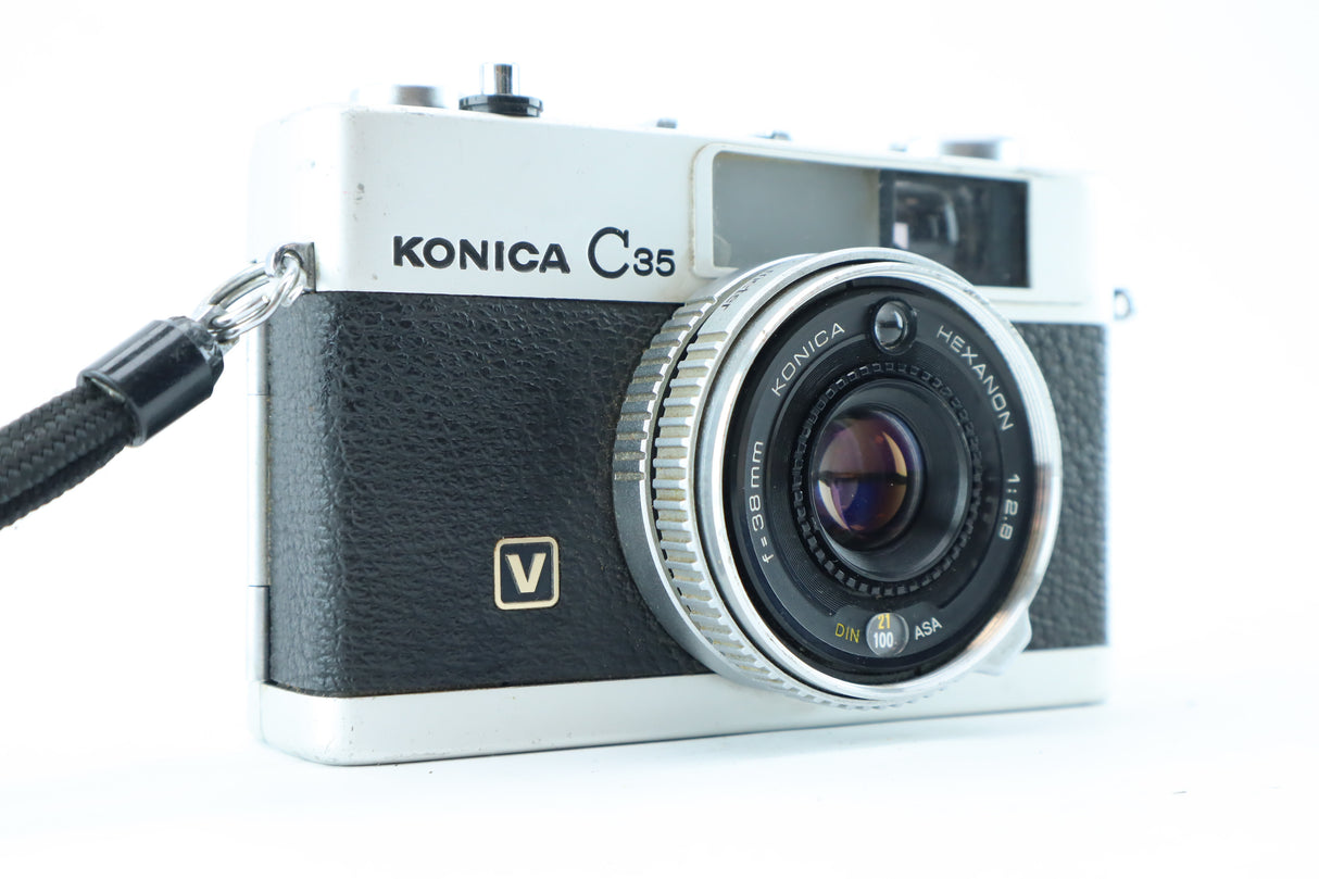 Konica C35 V with a Hexanon 1:2.8 f=38mm lens