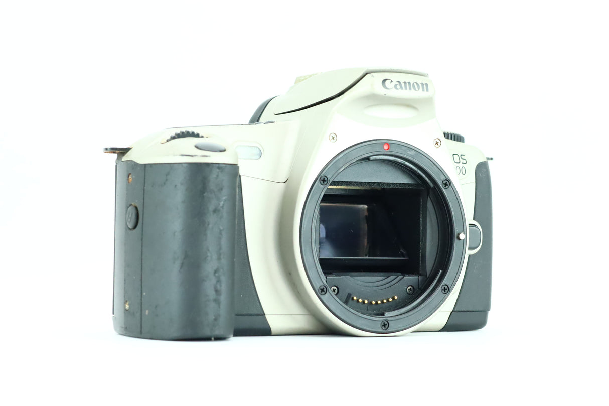 كانون إي أو إس 300