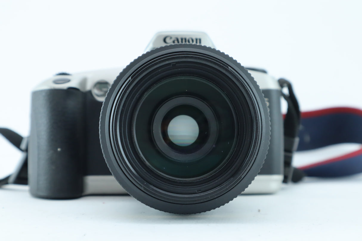 Canon EOS 500N with Tamron AF 55-200mm 4-5,6