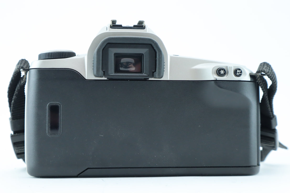 Canon EOS 500N with Tamron AF 55-200mm 4-5,6