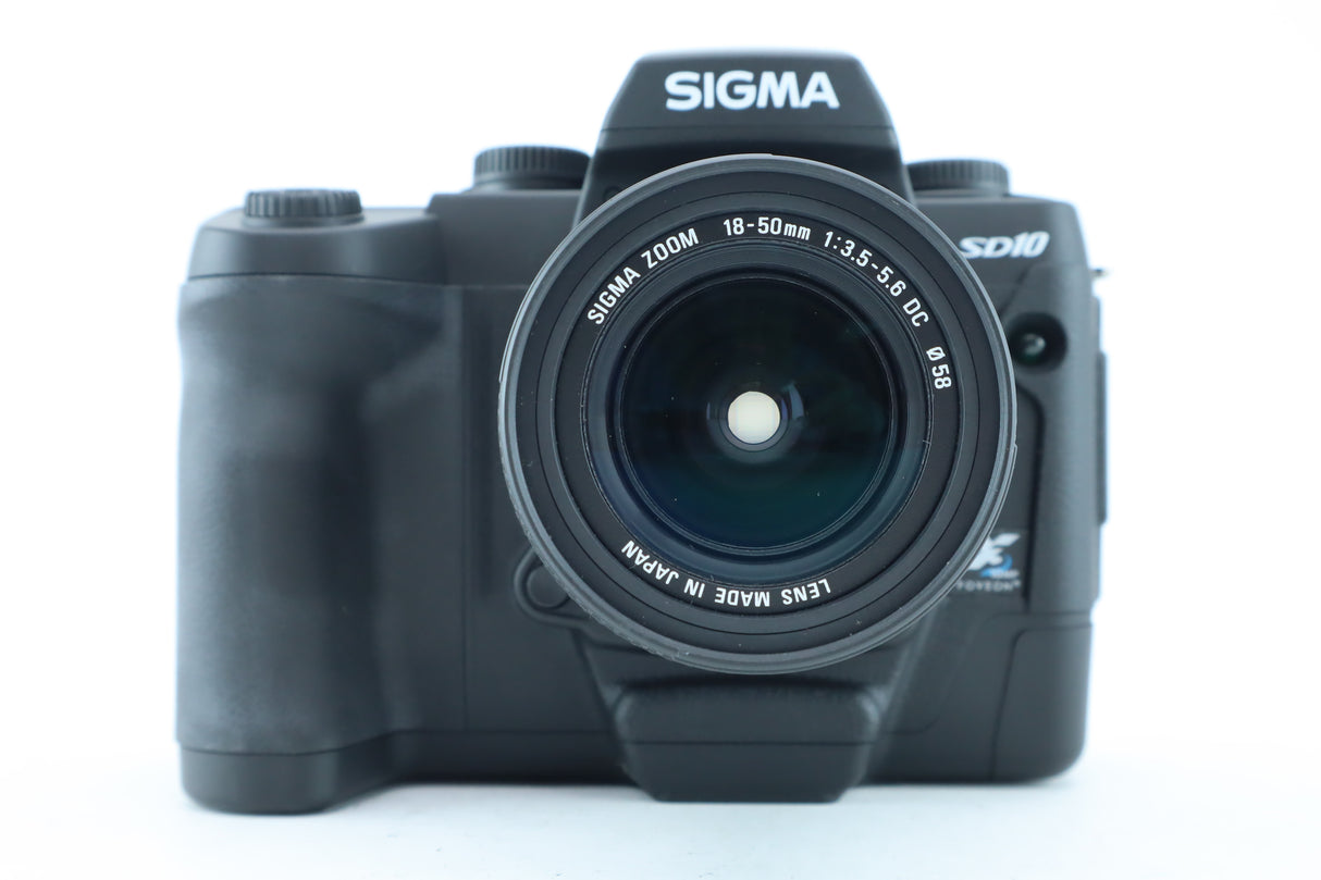 Sigma SD10 with18-50mm 3,5-5,6 DC