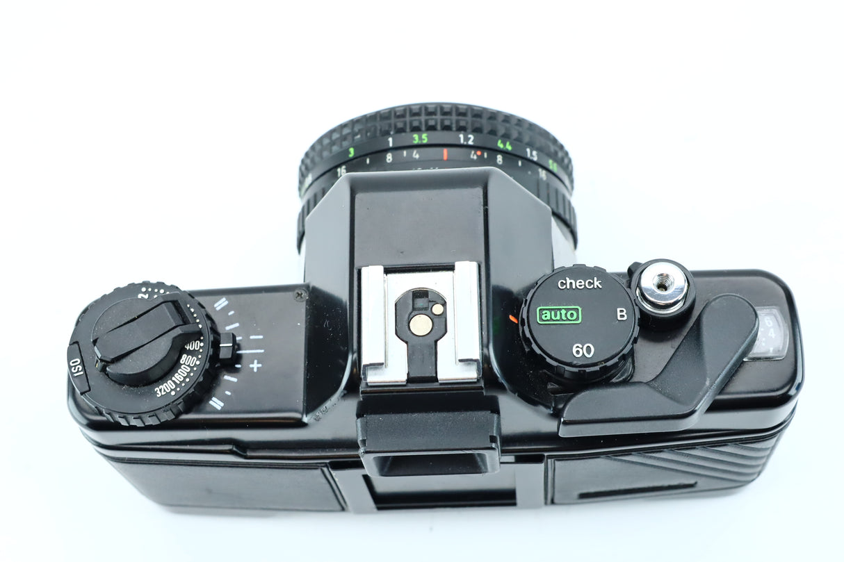 Praktica BCA electronic (SN: 9081800) + Pentacon Prakticar 50mm f/2.4 MC