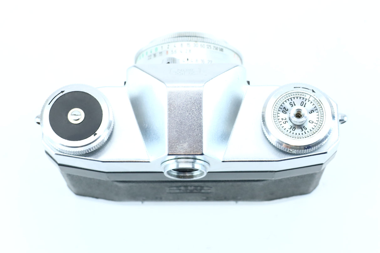 Zeiss Ikon Contaflex + Carl Zeiss Tessar 50mm f/2.8