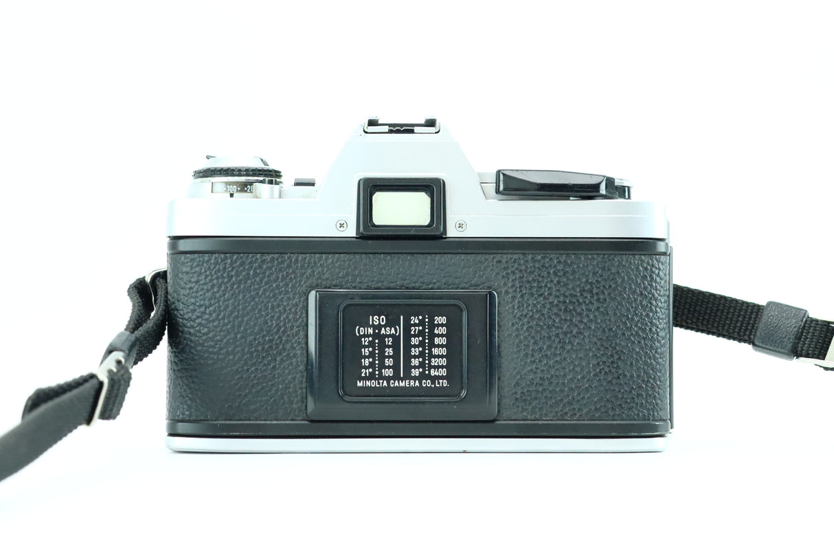 مينولتا X-300 مع عدسة مينولتا MD مقاس 50 مم 1:2