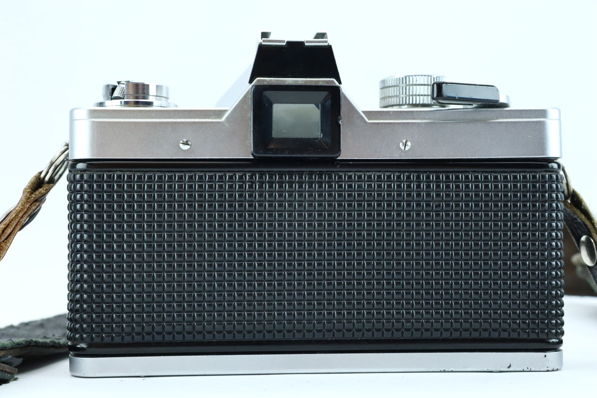 Praktica Super TL 1000 – M42 Screw Mount 35mm SLR