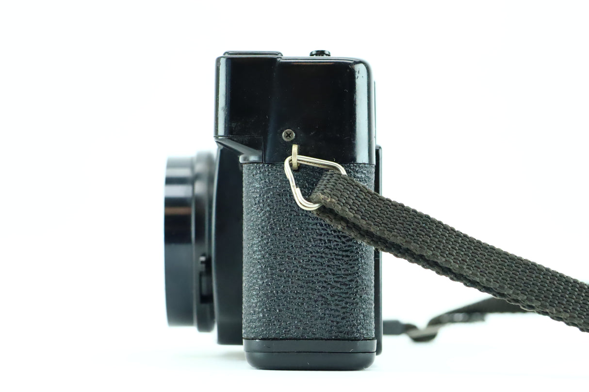 Yashica autofocus met Yashica 38mm 1:2.8 lens