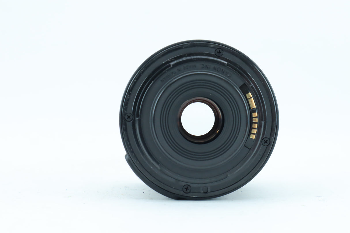 Canon EF-S 18-55mm f/3.5-5.6 IS II