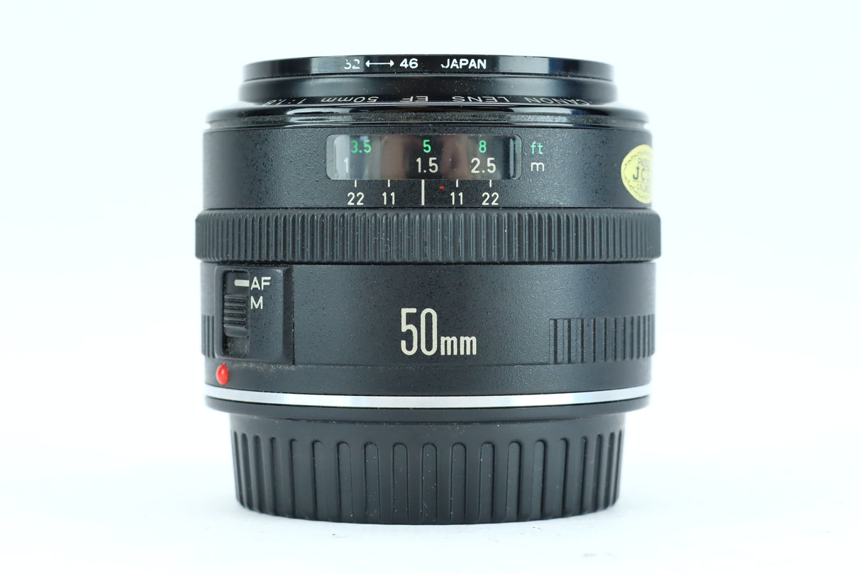 Canon EF 50mm f/1.8