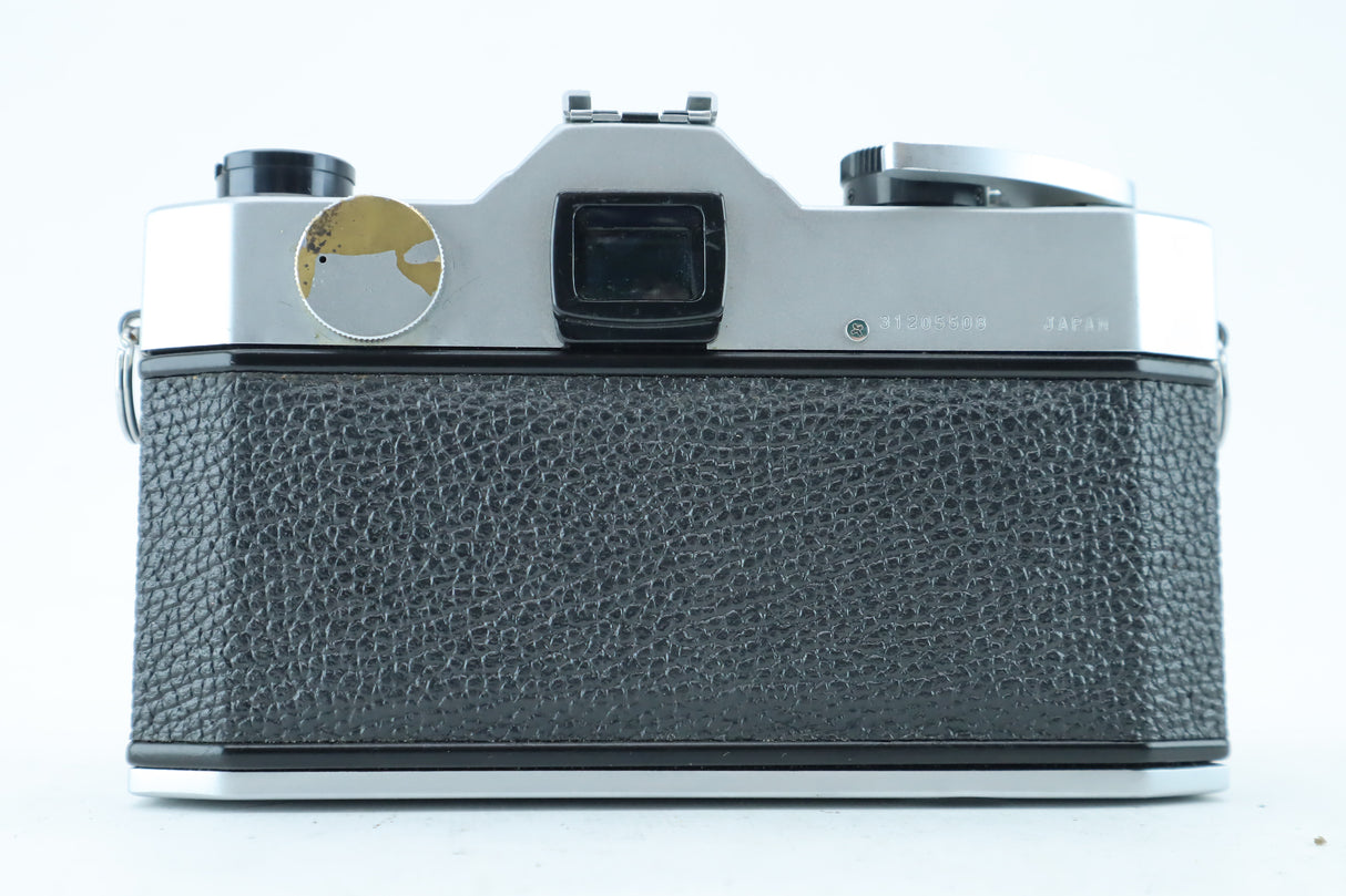 Yashica TL-Electro with Yashinon-DS 50mm 1,9