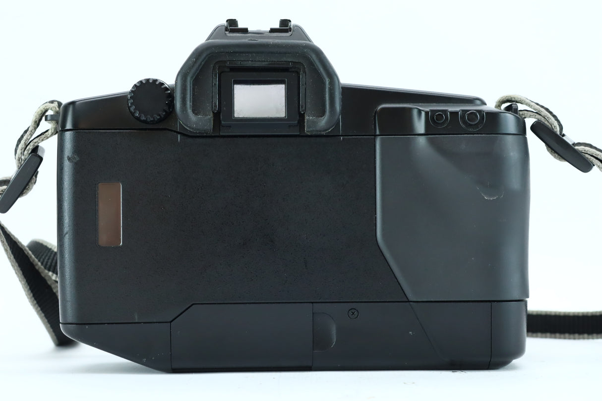 Canon EOS 620 – Early Professional 35mm EOS SLR