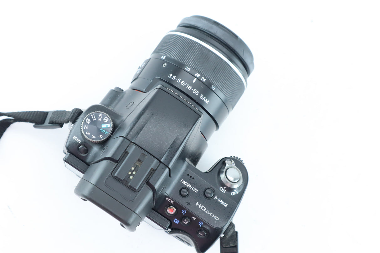 Sony A55 with DT 3,5-5,6/18-55mm SAM