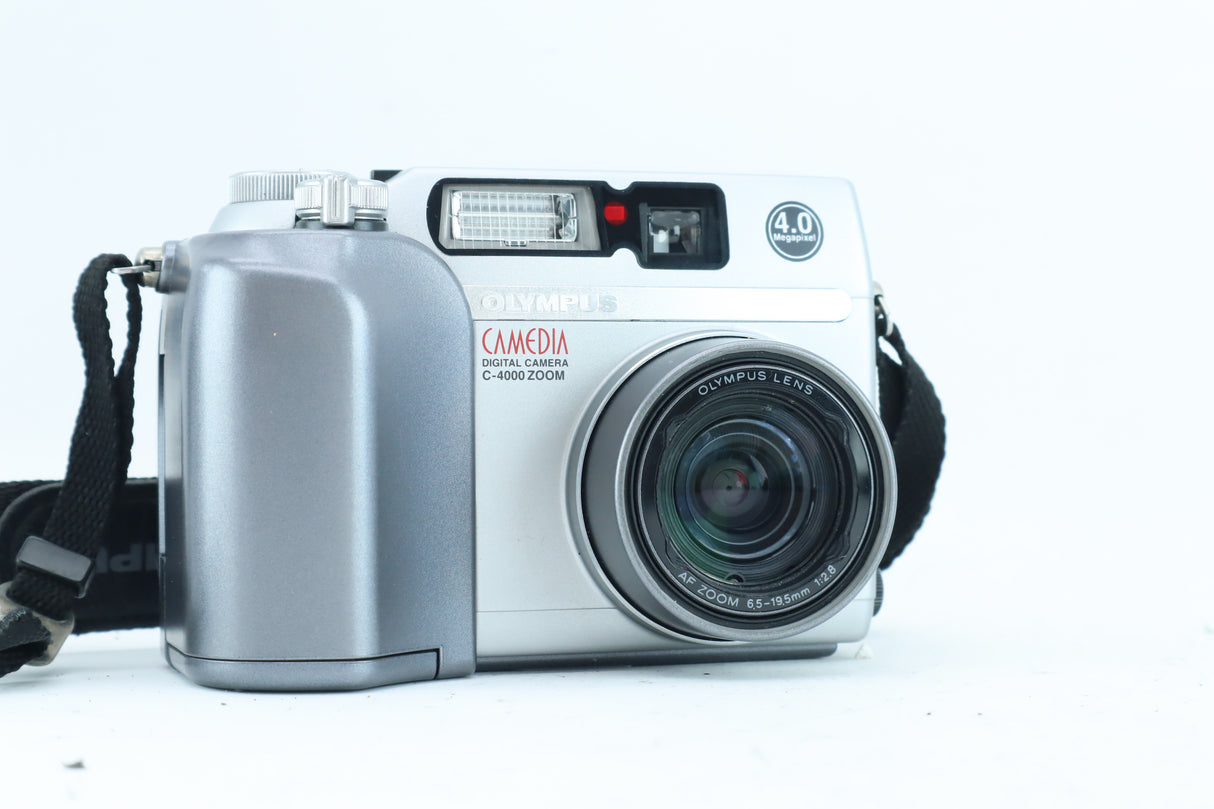 Olympus Camedia C-4000 Zoom