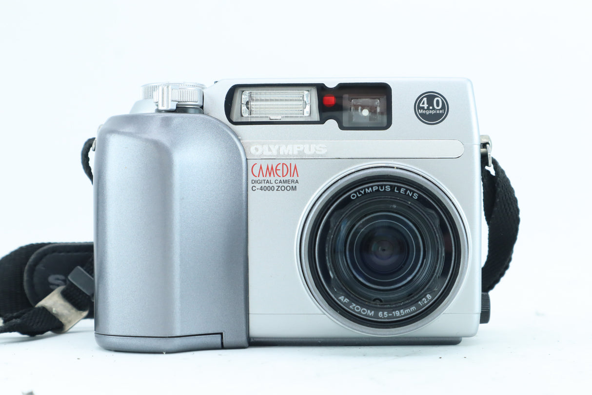 Olympus Camedia C-4000 Zoom