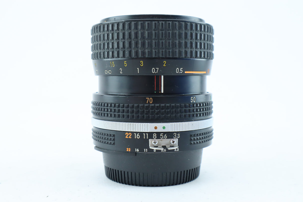 Nikon Zoom-Nikkor 35-70mm 3,3-4,5