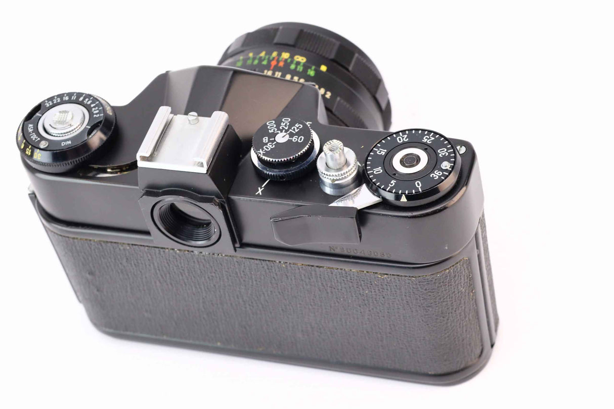 Zenit EM + Helios 44m 2/58 * Unique Bokeh