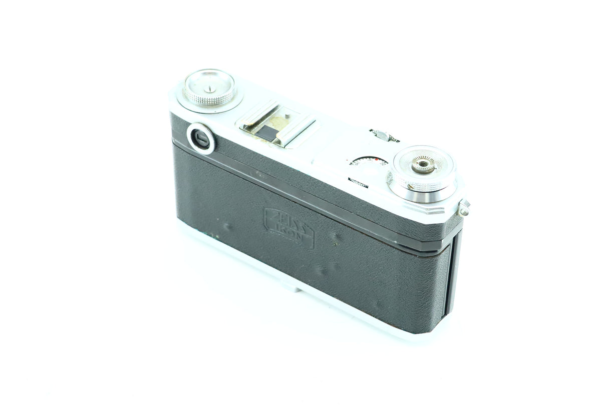 Zeiss Ikon Contax con obiettivo Sonnar 1:2 f=5cm