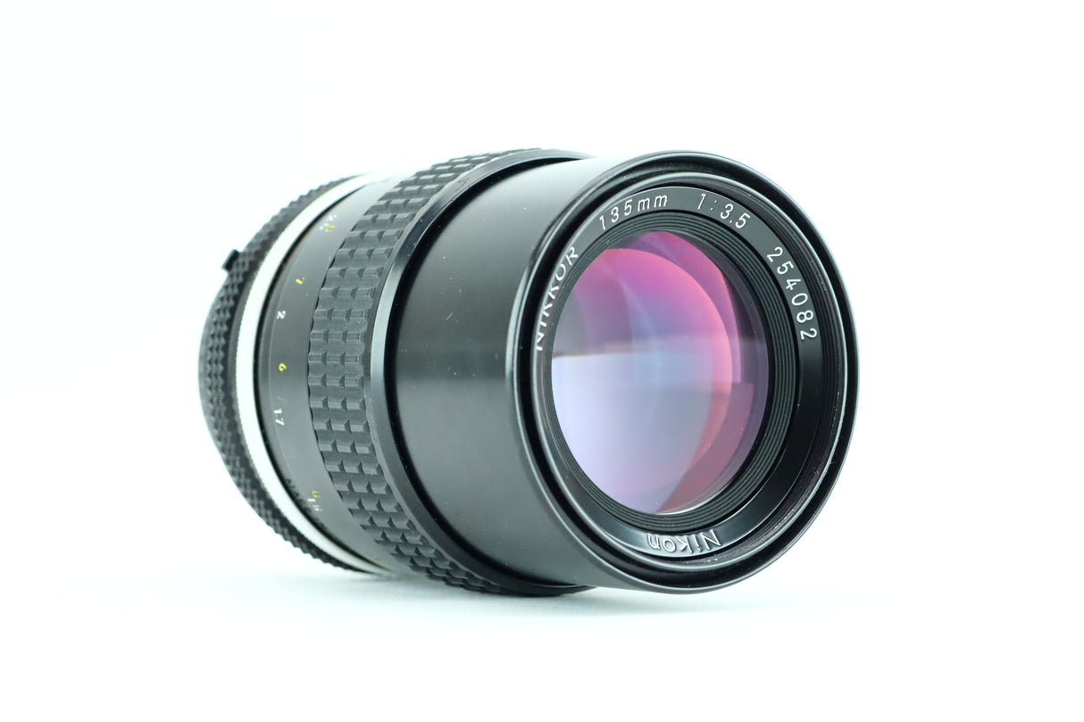 Nikon Nikkor 135mm 1:3.5 per Nikon F