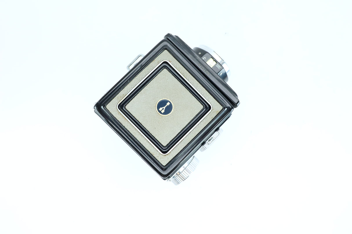 Yashica-D with Yashikor 80mm f/3.5 Lenses