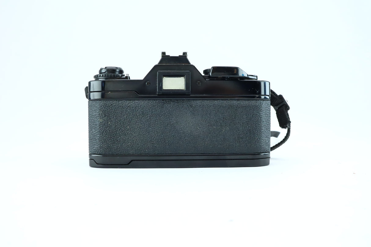 Canon AV-1 with Canon FD 50mm f/1.8