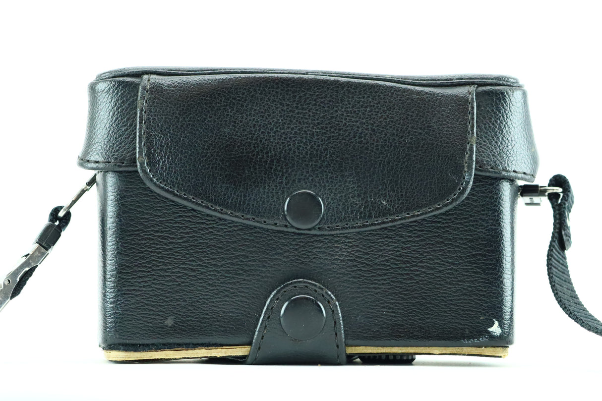 كونيكا C35 مع عدسة كونيكا هيكسانون 38 ملم F2.8