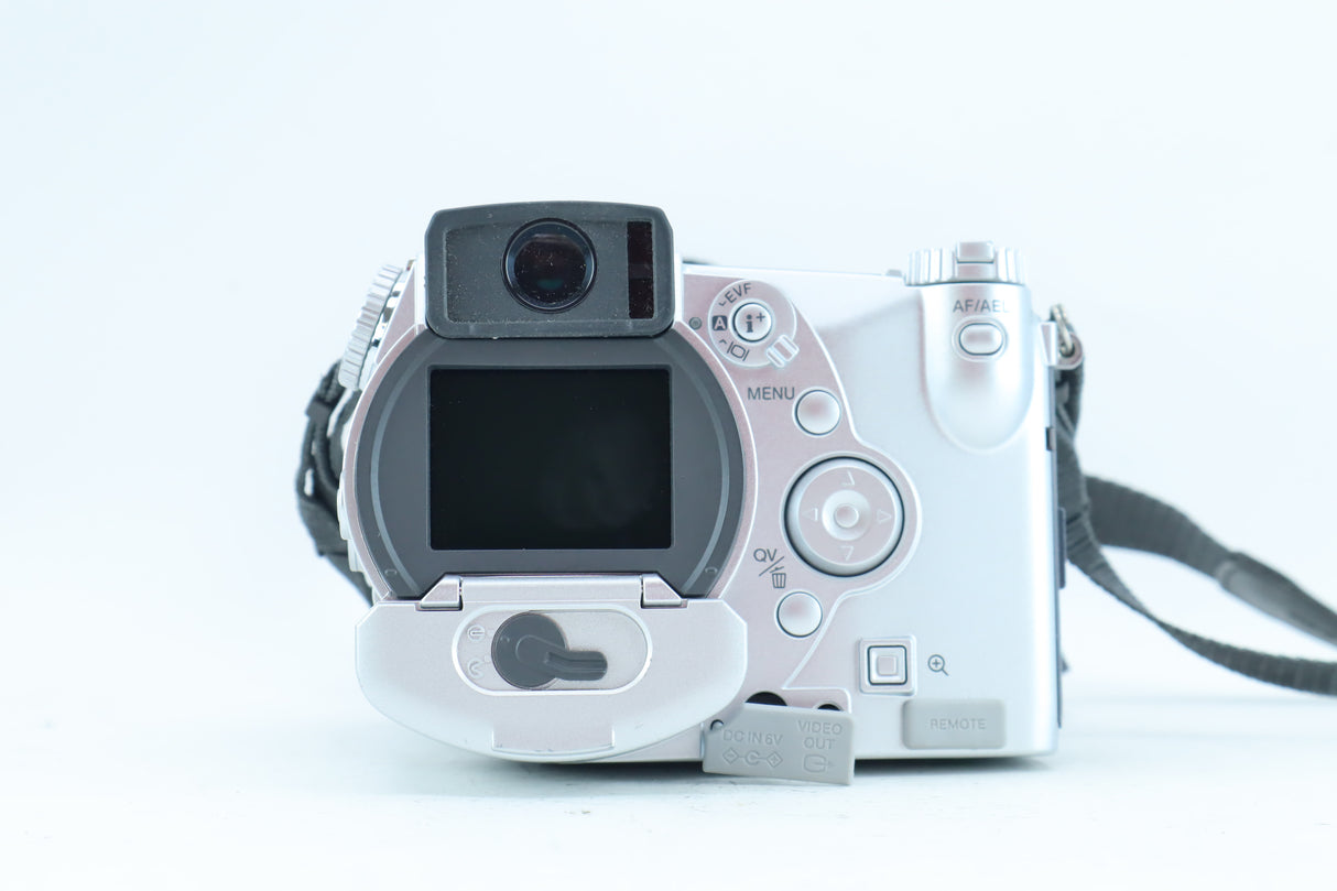 Minolta DiMAGE 7