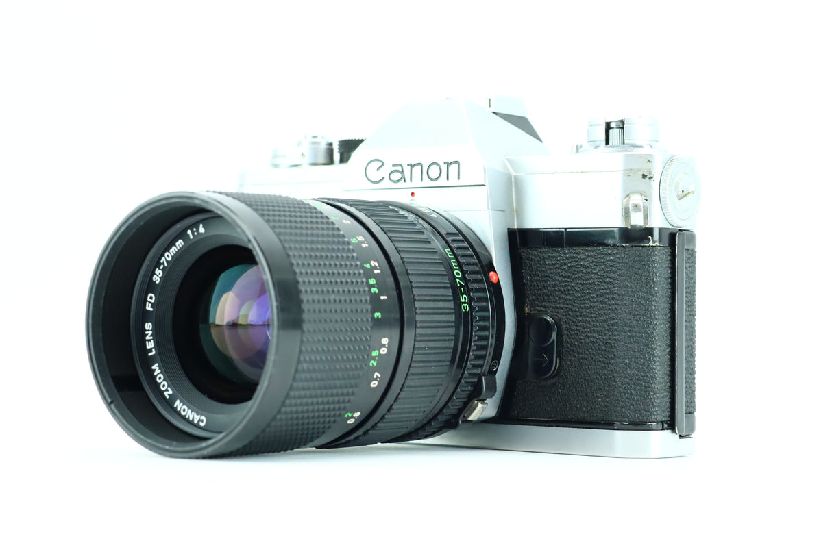 Canon FTb mit einem Canon-Zoomobjektiv FD 35-70 mm 1:4-Objektiv