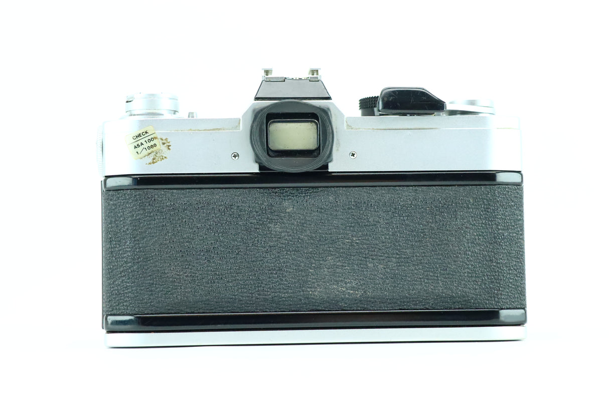 Canon FTb mit einem Canon-Zoomobjektiv FD 35-70 mm 1:4-Objektiv