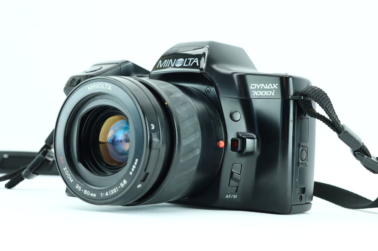 Minolta Dynax 7000i mit AF-Zoom 35-80mm 1:4-5,6