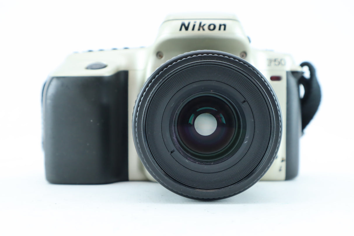 Nikon F50 with AF 35-80mm 4-5,6 D