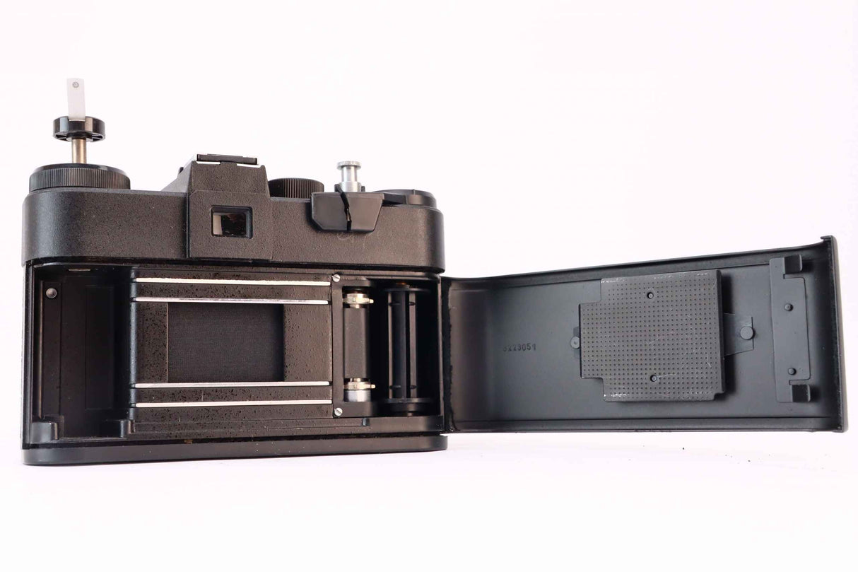 Zenit ET with Helios 44M-4 2/58