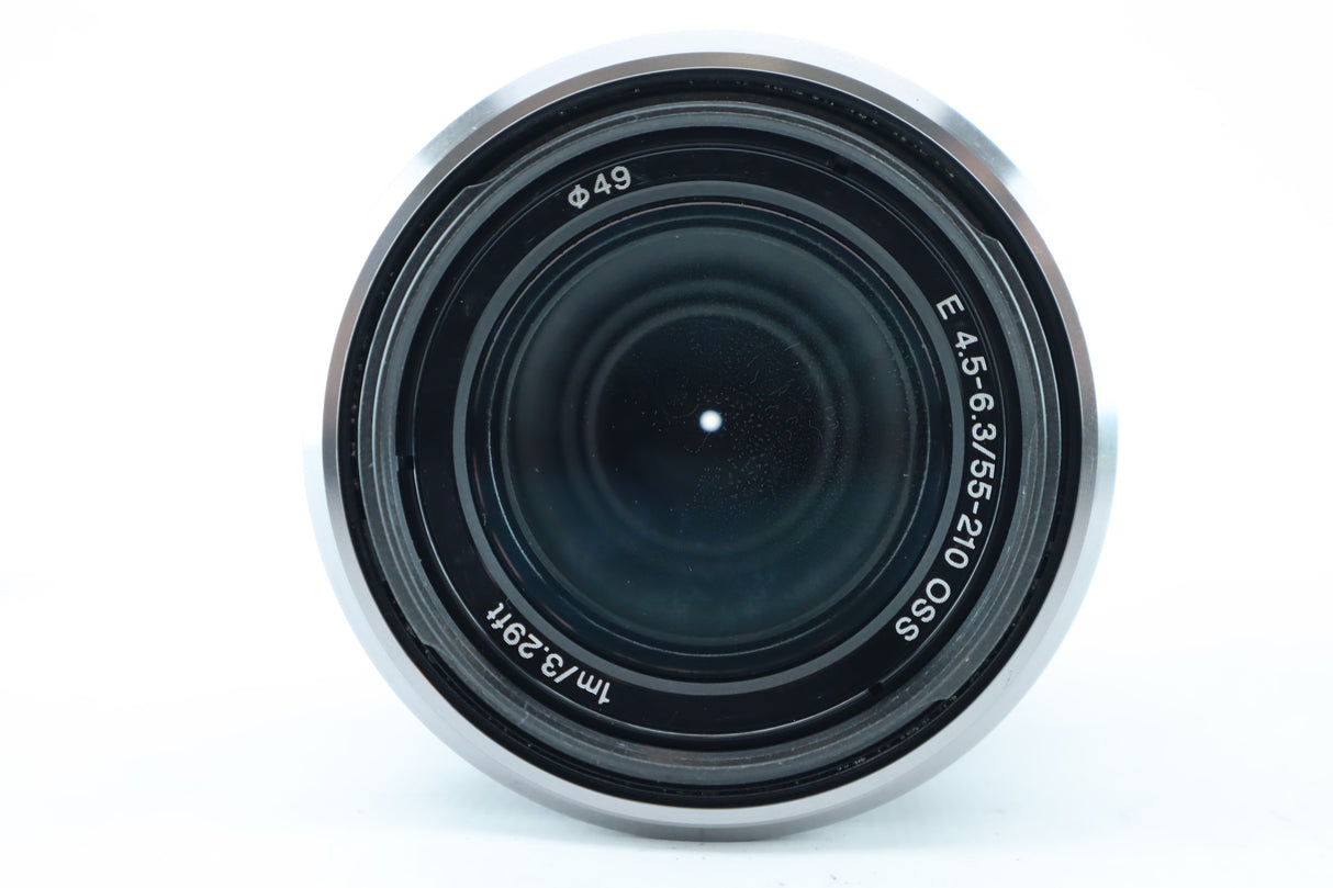 Sony E 55-210mm f/4.5-6.3 OSS